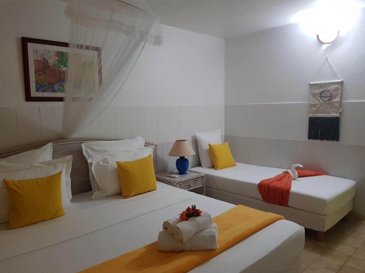 Roy'Al Beach Holidays Сен-Лу Екстериор снимка